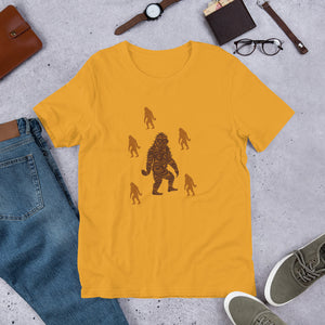 SASQUACHTING tee